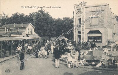 Carte postale ancienne Le Marché — Villeparisis (Seine-et-Marne)