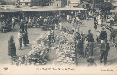 Carte postale ancienne Le Marché — Villeparisis (Seine-et-Marne)