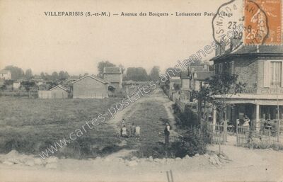Carte postale ancienne Avenue des Bosquets — Lotissement Paris Village — Villeparisis (Seine-et-Marne)