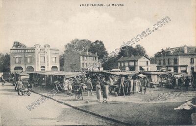 Carte postale ancienne Le Marché — Villeparisis (Seine-et-Marne)