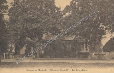 Carte postale ancienne Domaine de Morfondé - Les Dépendances — Villeparisis (Seine-et-Marne)
