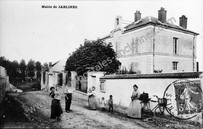 Carte postale ancienne Mairie — Jablines (Seine-et-Marne)