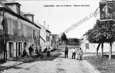 Carte postale ancienne Rue de la Marne - Maison Berthelin — Jablines (Seine-et-Marne)