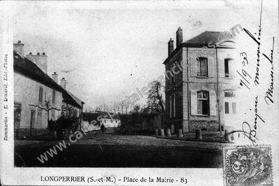 Carte postale ancienne Place de la Mairie — Longperrier (Seine-et-Marne)