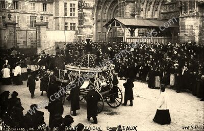 Carte postale ancienne Funérailles de Mgr de Baney Évêque — Meaux (Seine-et-Marne)