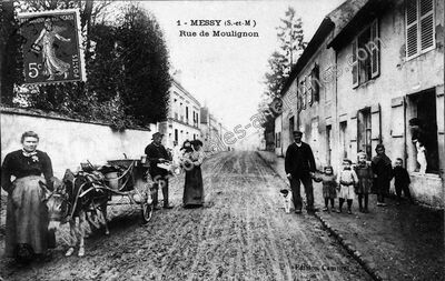 Carte postale ancienne Rue de Moulignon — Messy (Seine-et-Marne)