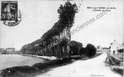 Carte postale ancienne L'Entrée du Pays — Misy-sur-Yonne (Seine-et-Marne)
