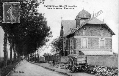 Carte postale ancienne Route de Meaux - Pharmacie — Nanteuil-lès-Meaux (Seine-et-Marne)