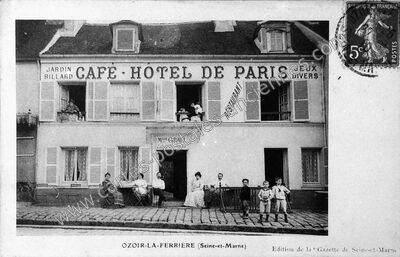 Carte postale ancienne Café-Hôtel de Paris — Ozoir-la-Ferrière (Seine-et-Marne)