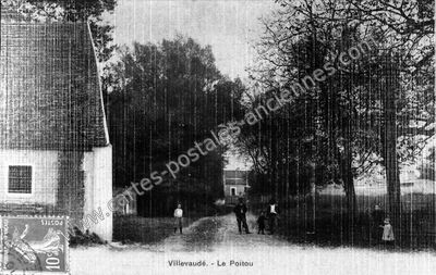 Carte postale ancienne Le Poitou — Villevaudé (Seine-et-Marne)
