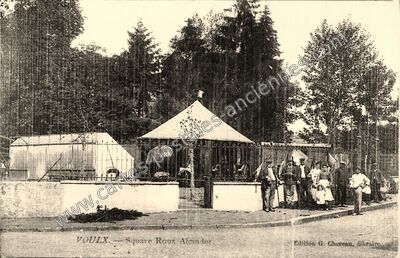 Carte postale ancienne Square Roux Alcinder — Voulx (Seine-et-Marne)