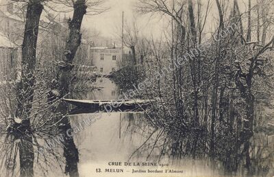 Carte postale ancienne Jardins bordant l'Almont — Melun (Seine-et-Marne)