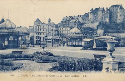 Carte postale ancienne Les Jardins du Casino et le Vieux Château — Dieppe (Seine-Maritime)