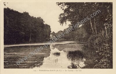 Carte postale ancienne Le Casino - Le Lac — Forges-les-Eaux (Seine-Maritime)