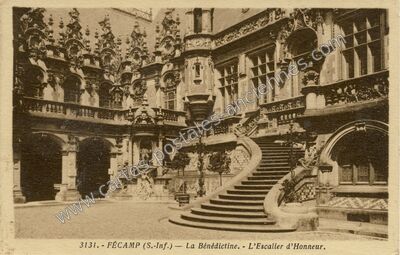 Carte postale ancienne La Bénédictine. - L'Escalier d'Honneur — Fécamp (Seine-Maritime)
