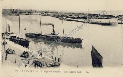 Carte postale ancienne L'Augustin Normand " dans l'Avant-Port — Le Havre (Seine-Maritime)