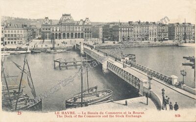 Carte postale ancienne Le Bassin du Commerce et la Bourse — Le Havre (Seine-Maritime)