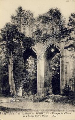 Carte postale ancienne Ruines de l'Abbaye - Vestiges du Chœur de l'Eglise Notre-Dame — Jumièges (Seine-Maritime)
