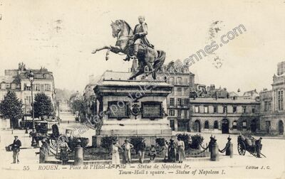 Carte postale ancienne Place de l'Hôtel-de-Ville — Statue de Napoléon Ier — Rouen (Seine-Maritime)