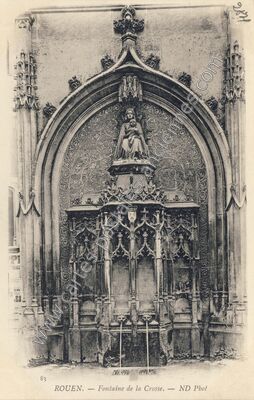 Carte postale ancienne Fontaine de la Crosse — Rouen (Seine-Maritime)