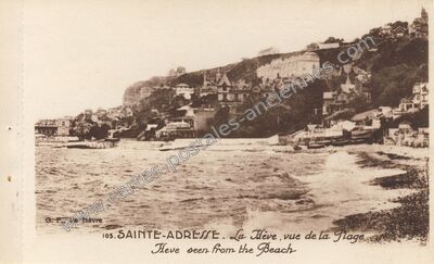 Carte postale ancienne La Hève, vue de la Plage — Sainte-Adresse (Seine-Maritime)