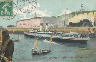 Carte postale ancienne Départ d'un Paquebot — Dieppe (Seine-Maritime)