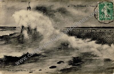 Carte postale ancienne Tempête — Le Tréport (Seine-Maritime)