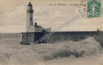 Carte postale ancienne Les Vagues à la Télé — Le Tréport (Seine-Maritime)