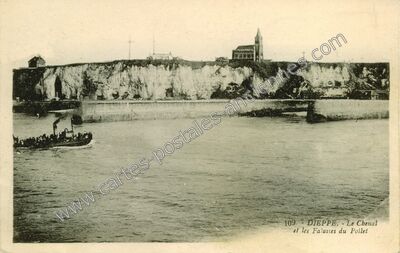 Carte postale ancienne Le Chenal et les Falaises du Pollet — Dieppe (Seine-Maritime)