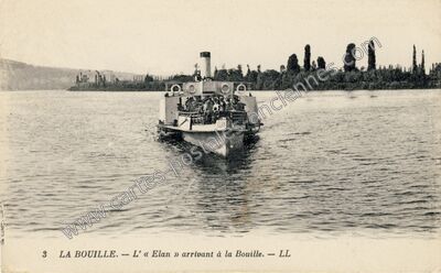 Carte postale ancienne L' « Elan » arrivant — La Bouille (Seine-Maritime)