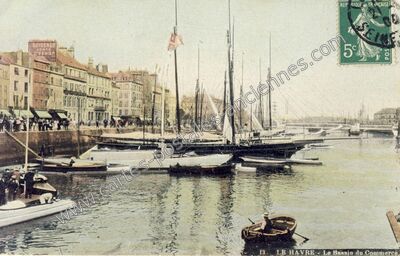 Carte postale ancienne Le Bassin du Commerce — Le Havre (Seine-Maritime)