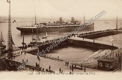 Carte postale ancienne La "Tourdime" sortant du Port — Le Havre (Seine-Maritime)