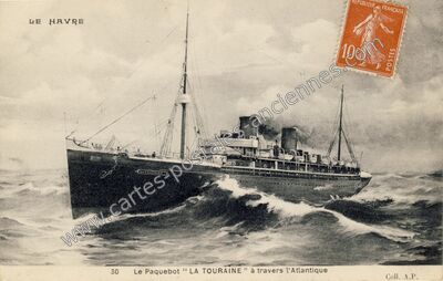 Carte postale ancienne Le Paquebot " LA TOURAINE " à travers l'Atlantique — Le Havre (Seine-Maritime)