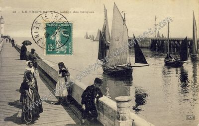 Carte postale ancienne Le halage des barques — Le Tréport (Seine-Maritime)