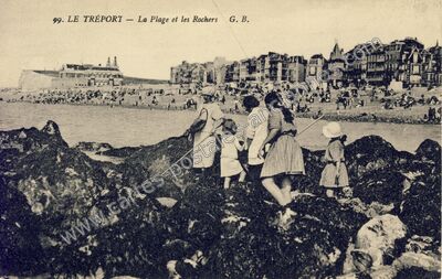 Carte postale ancienne La Plage et les Rochers — Le Tréport (Seine-Maritime)