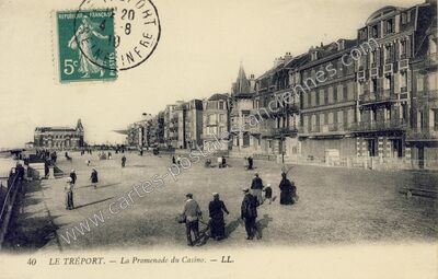 Carte postale ancienne La Promenade du Casino — Le Tréport (Seine-Maritime)
