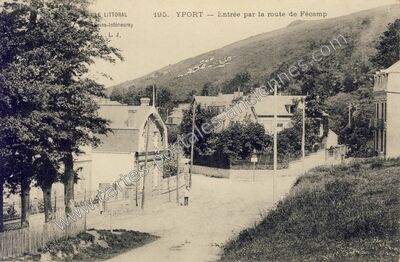 Carte postale ancienne Entrée par la route de Fécamp — Yport (Seine-Maritime)