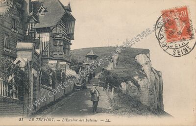 Carte postale ancienne L'Escalier des Falaises — Le Tréport (Seine-Maritime)