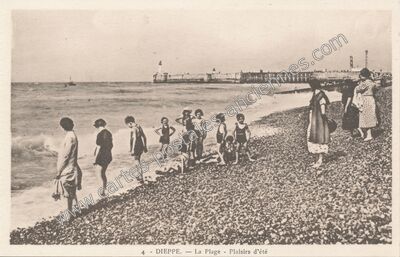 Carte postale ancienne La Plage - Plaisirs d'été — Dieppe (Seine-Maritime)