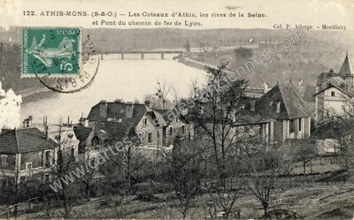 Carte postale ancienne Les Coteaux d'Athis, les rives de la Seine. et Pont du chemin de fer de Lyon — Athis-Mons (Essonne)