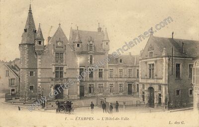 Carte postale ancienne L'Hôtel-de-Ville — Étampes (Essonne)