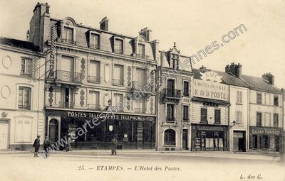 Carte postale ancienne L'Hotel des Postes — Étampes (Essonne)