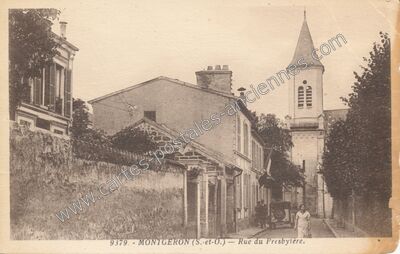 Carte postale ancienne Rue du Presbytère — Montgeron (Essonne)