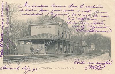 Carte postale ancienne Intérieur de la Gare — Montgeron (Essonne)