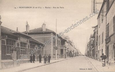 Carte postale ancienne Ecoles - Rue de Paris — Montgeron (Essonne)
