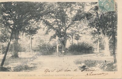 Carte postale ancienne Carrefour des trois arbres — Montgeron (Essonne)