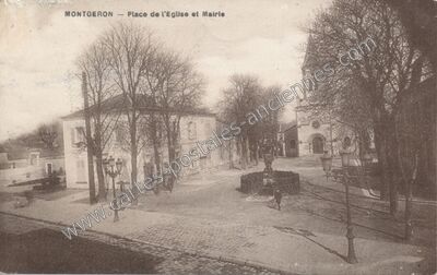 Carte postale ancienne Place de l'Eglise et Mairie — Montgeron (Essonne)