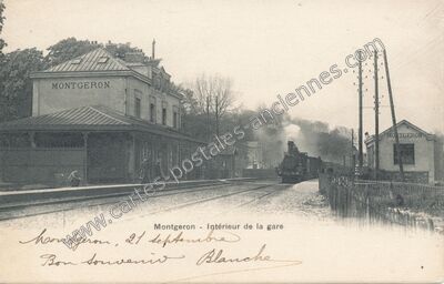 Carte postale ancienne Intérieur de la gare — Montgeron (Essonne)