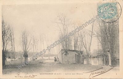 Carte postale ancienne Lavoir sur l'Yerres — Montgeron (Essonne)