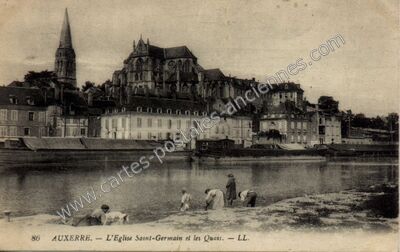 Carte postale ancienne L'Eglise Saint-Germain et les Quais — Auxerre (Yonne)